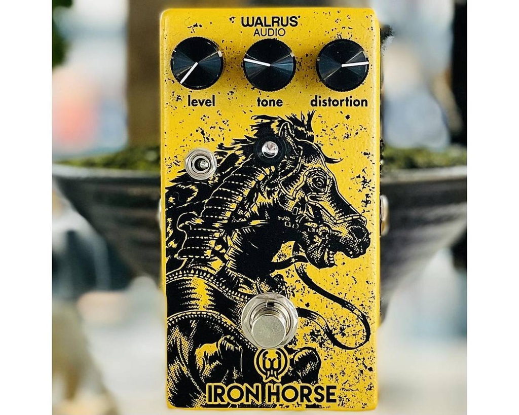 Walrus Audio OCCASION Iron Horse V2 - Backstage Music