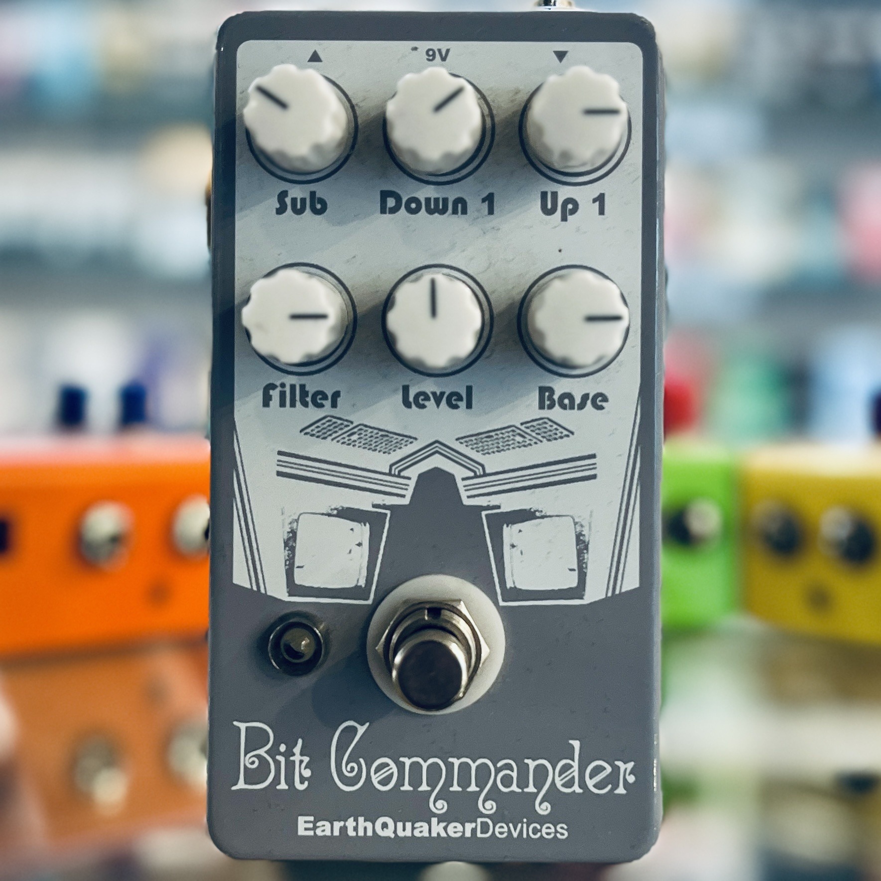 Earthquaker Devices Bit Commander Analog Octave Synth (USED)